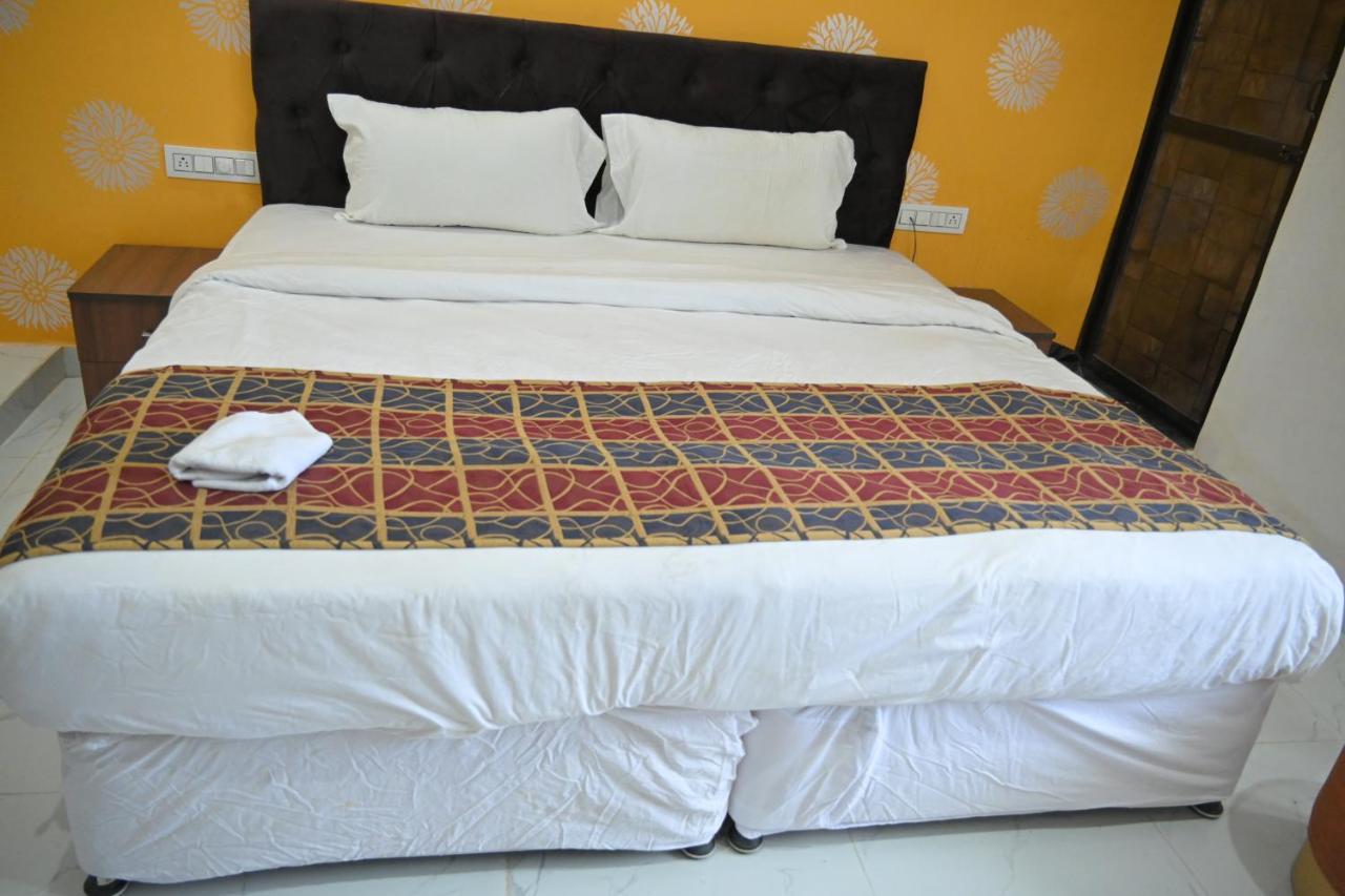 אודייפור Hotel Apni Haveli מראה חיצוני תמונה