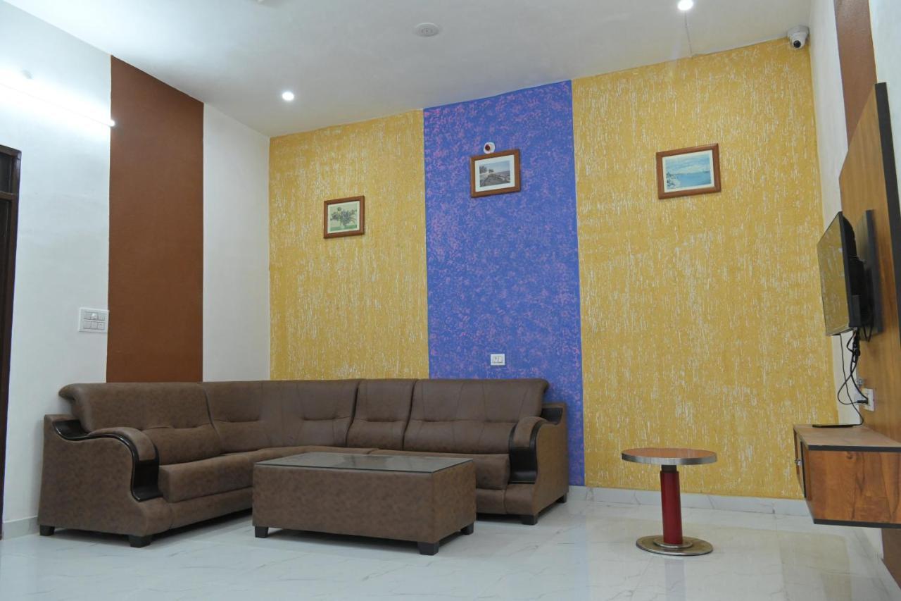 אודייפור Hotel Apni Haveli מראה חיצוני תמונה