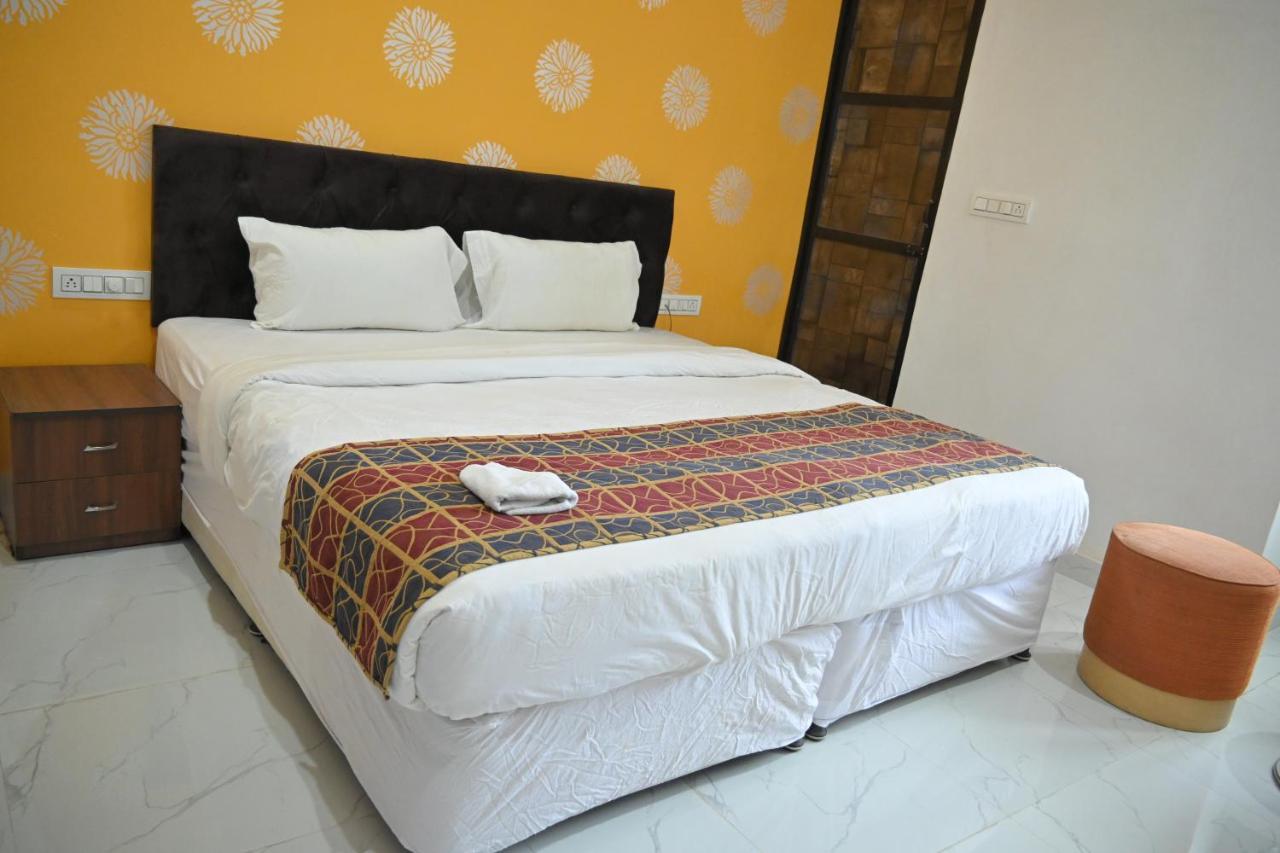 אודייפור Hotel Apni Haveli מראה חיצוני תמונה