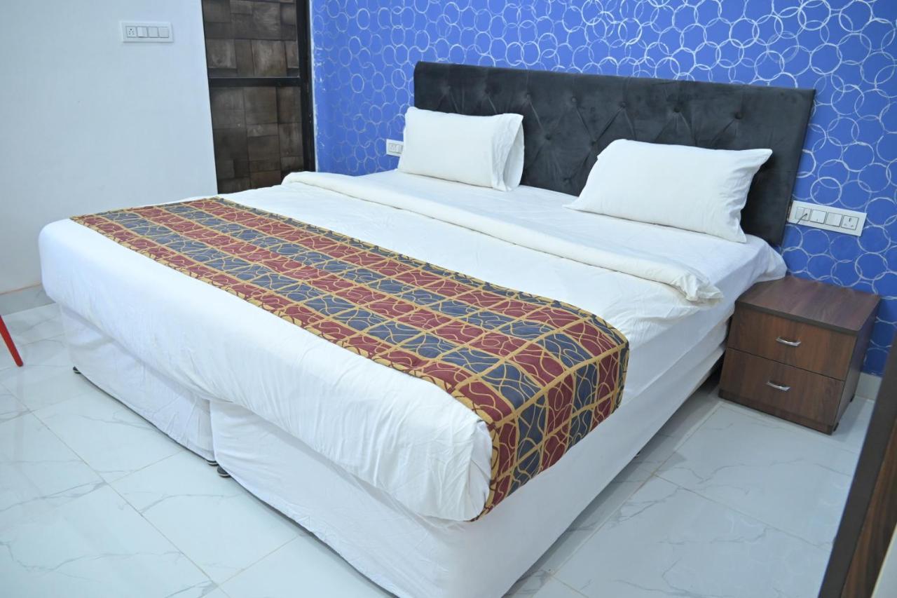 אודייפור Hotel Apni Haveli מראה חיצוני תמונה